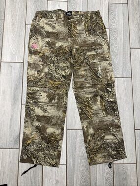 Realtree Ladies Cargo Pants Camo Size XL NWT